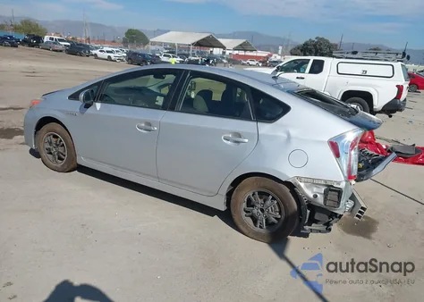 2015 Toyota Prius Two from USA, damaged, VIN JTDKN3DU4F0413685